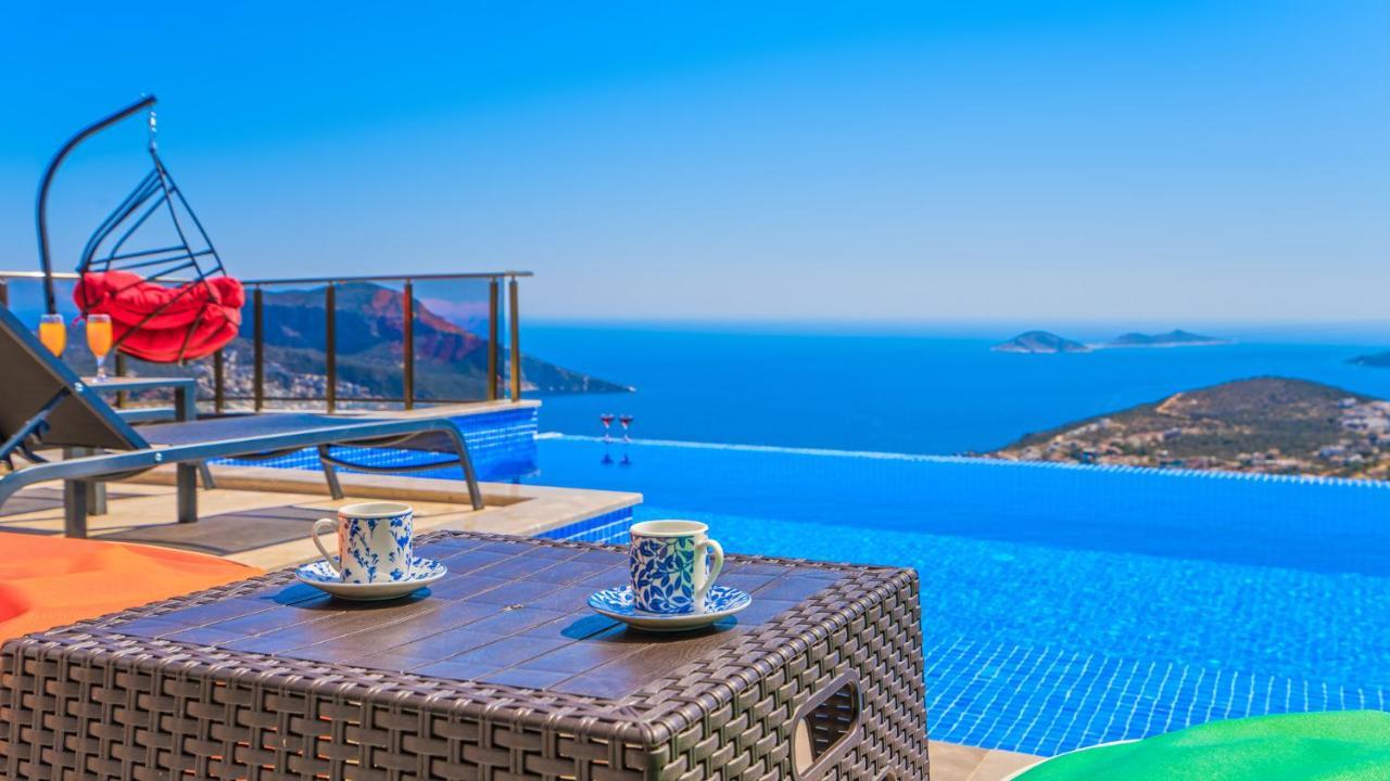 Elfu * Kaş